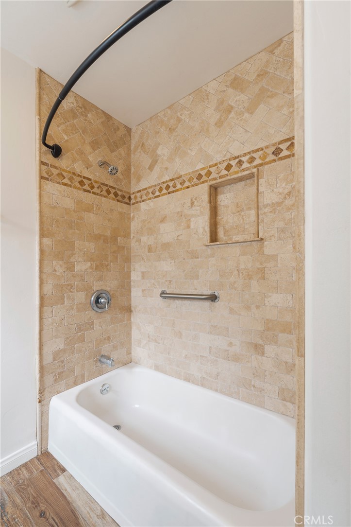 402 Indianapolis Avenue Property Photo 38