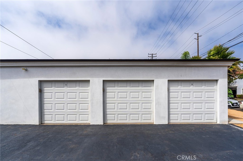 402 Indianapolis Avenue Property Photo 43