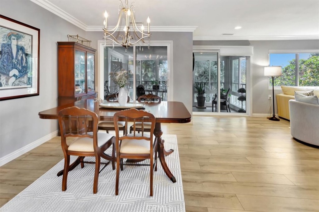 2402 Via Mariposa W 3b Property Photo 3