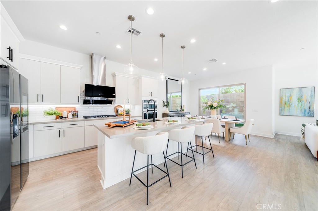 196 Episode Property Photo 14