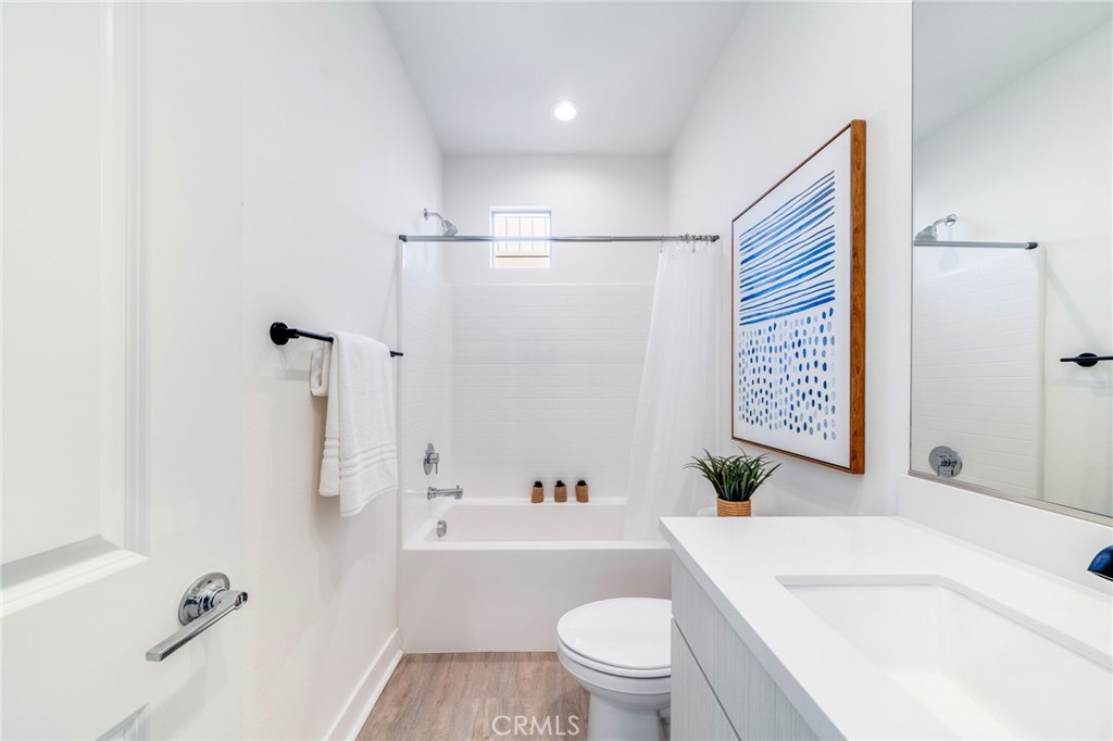 196 Episode Property Photo 23