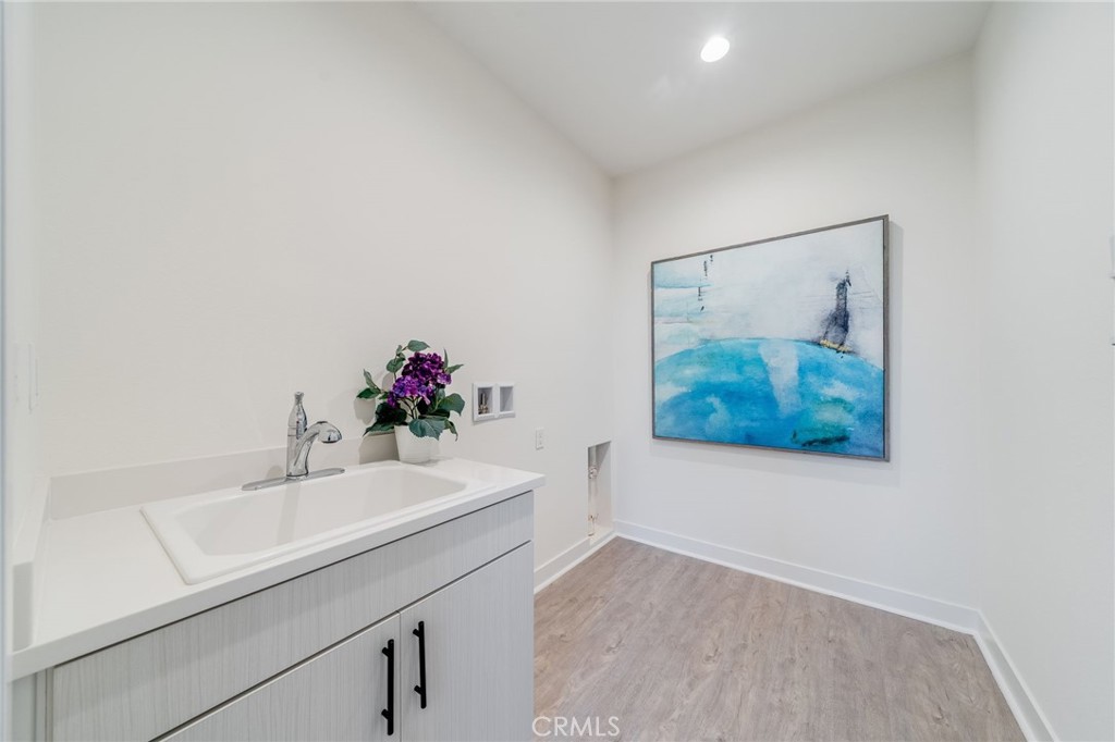 196 Episode Property Photo 25