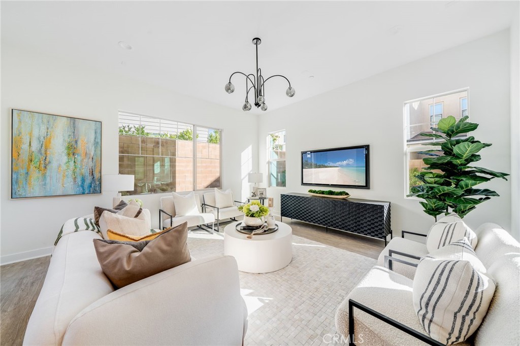 196 Episode Property Photo 26