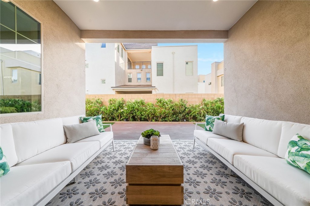 196 Episode Property Photo 42