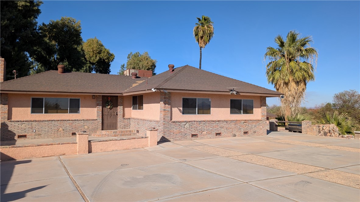 184 Clark Way Property Photo 2