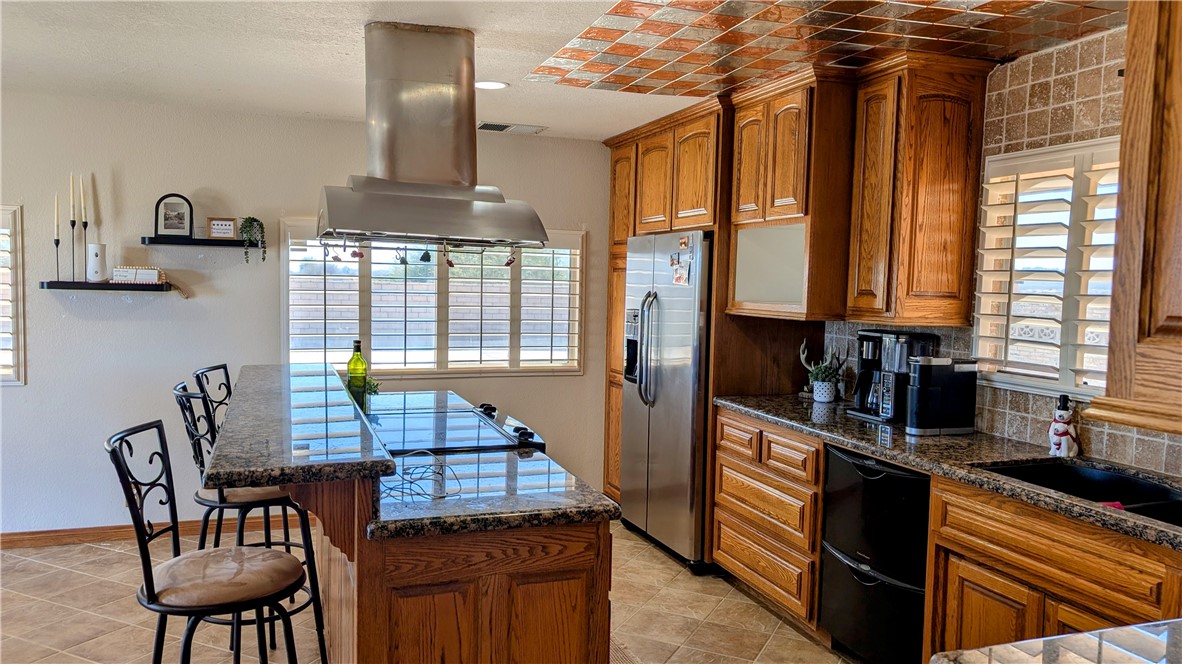 184 Clark Way Property Photo 7