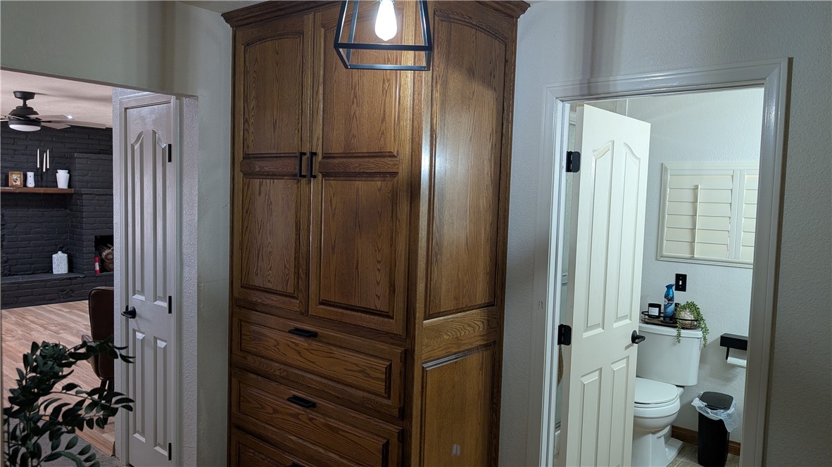184 Clark Way Property Photo 13