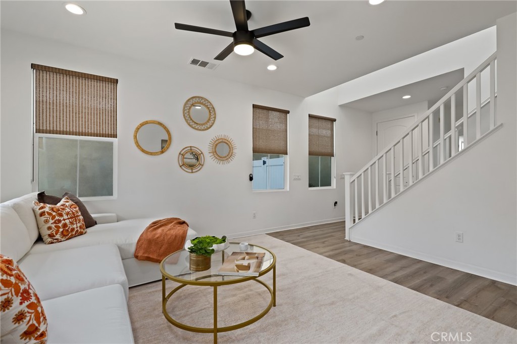 403 Aura Drive Property Photo 4