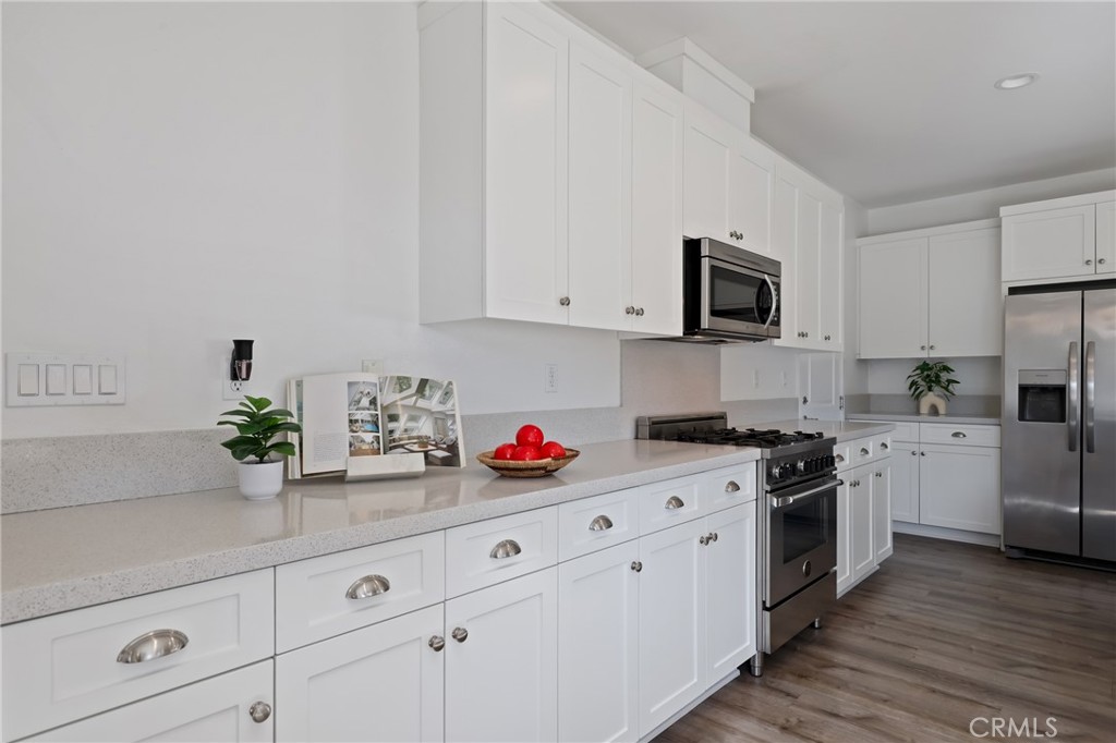 403 Aura Drive Property Photo 12