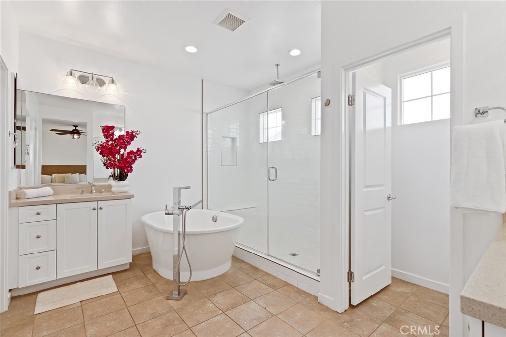 403 Aura Drive Property Photo 26