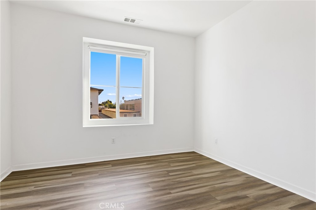 403 Aura Drive Property Photo 35