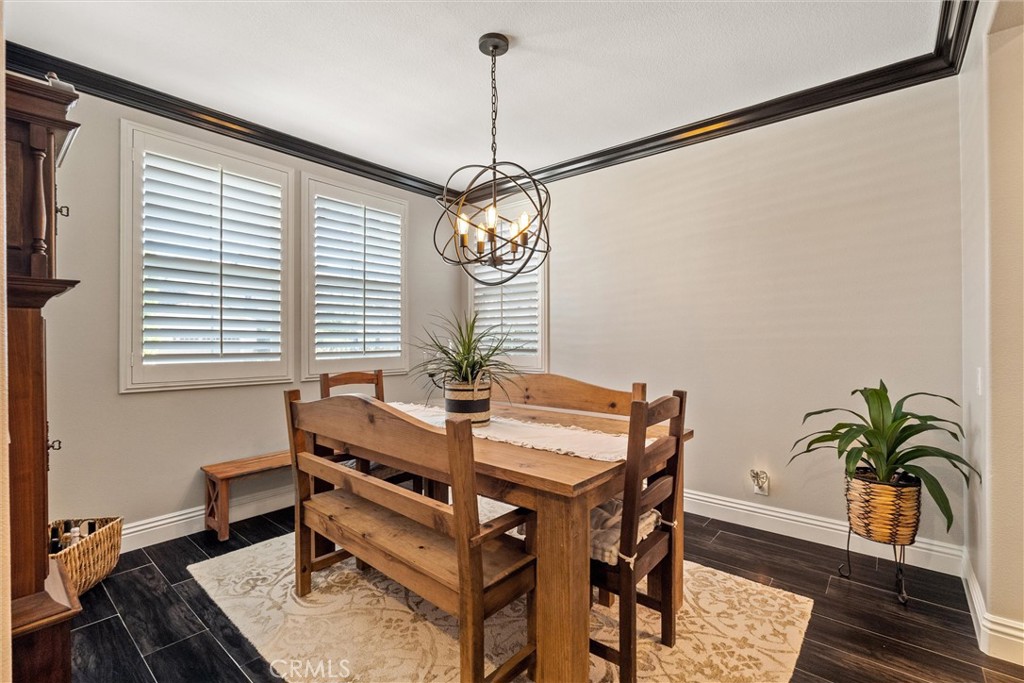 2440 N Highwood Road Property Photo 8