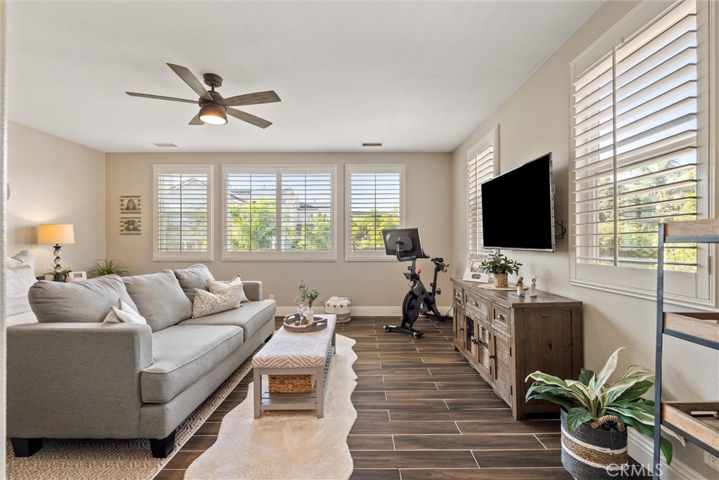 2440 N Highwood Road Property Photo 21