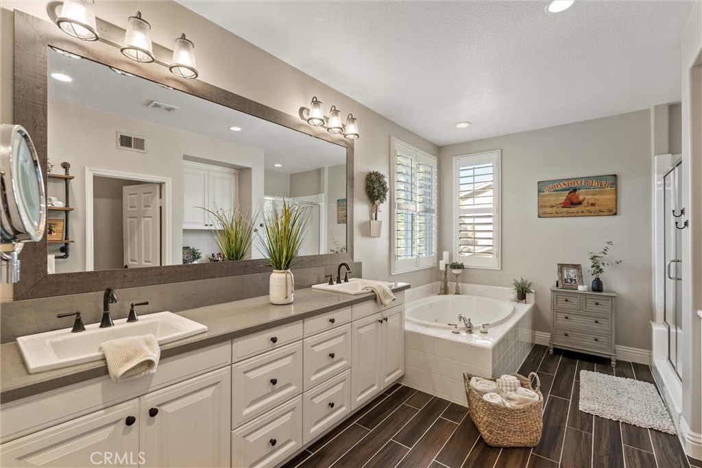 2440 N Highwood Road Property Photo 22