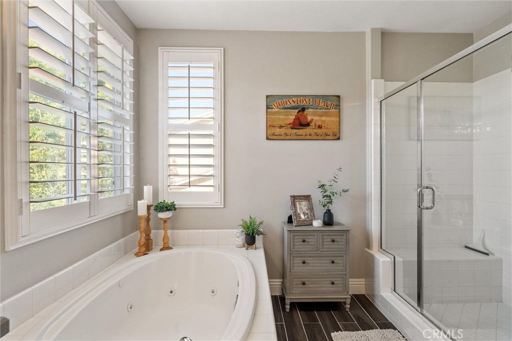 2440 N Highwood Road Property Photo 23