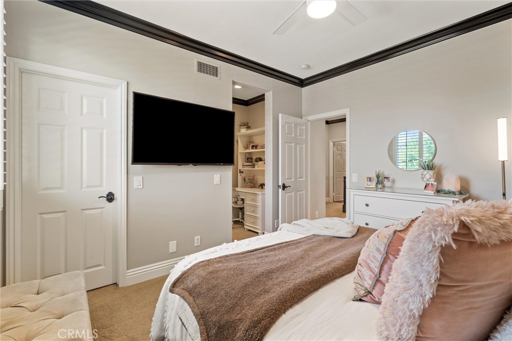 2440 N Highwood Road Property Photo 26