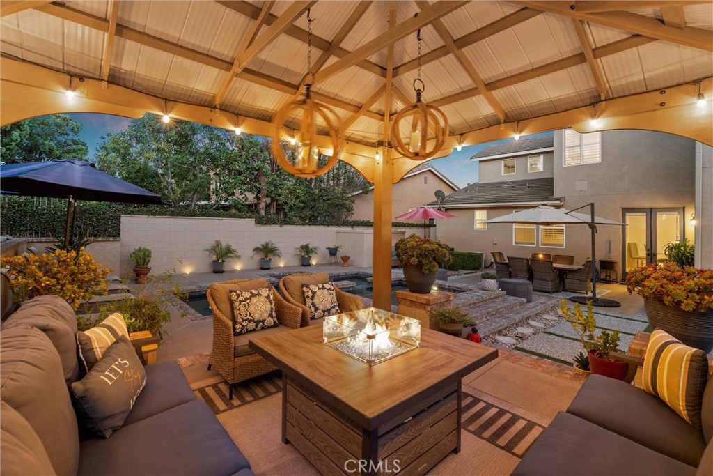 2440 N Highwood Road Property Photo 43