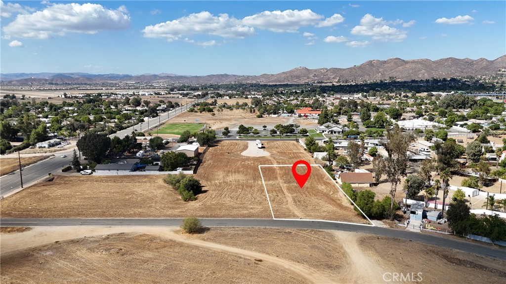 20520 Como Street Property Photo 1