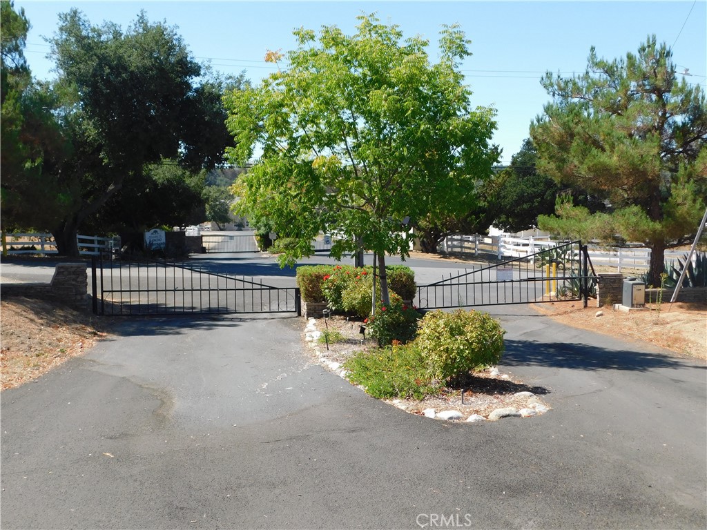 2 S. Main Divide Property Photo 12