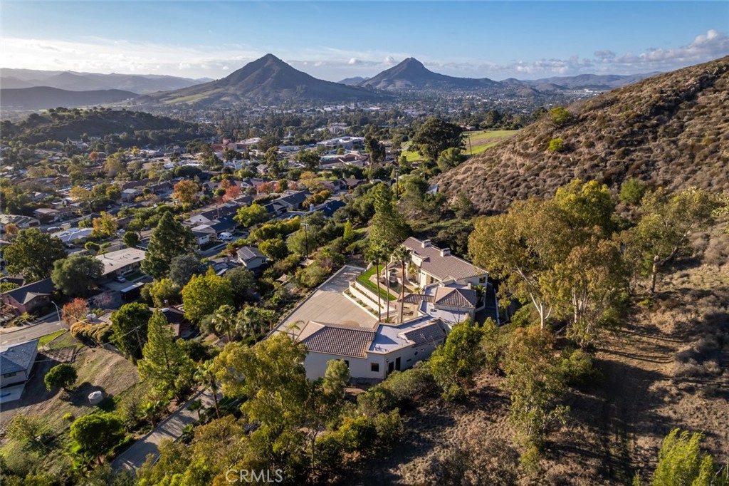 1854 Sydney Street Property Photo 3