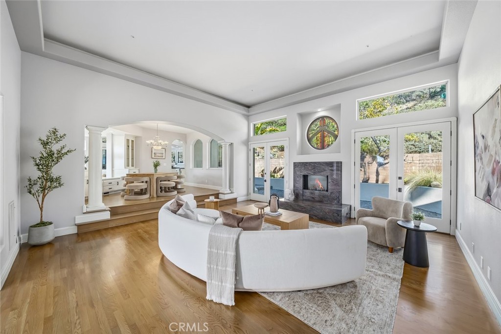 1854 Sydney Street Property Photo 4