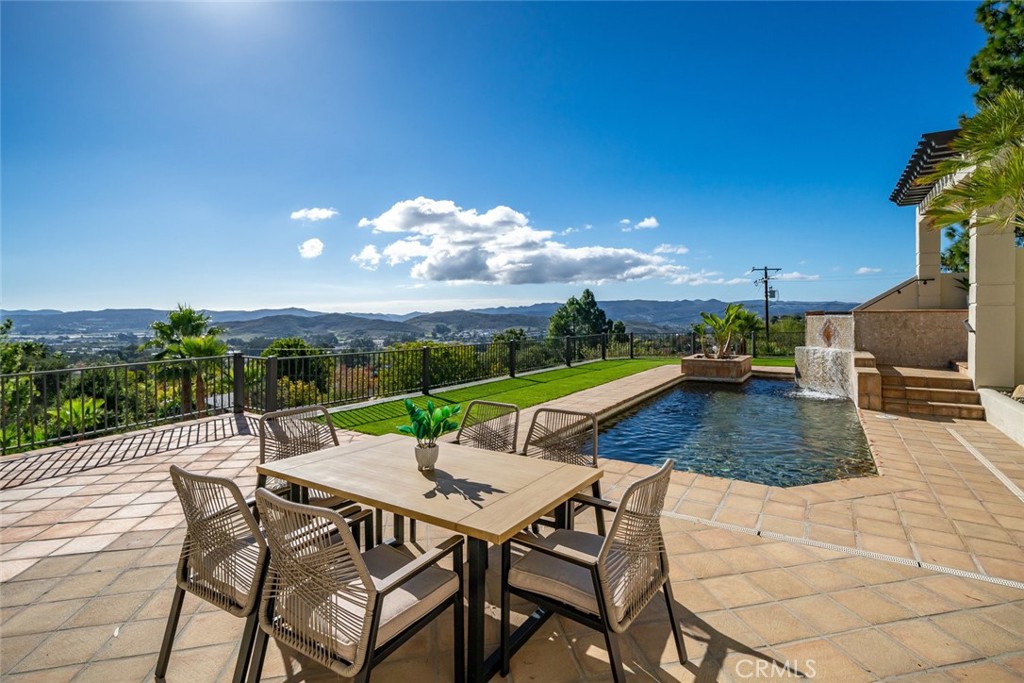 1854 Sydney Street Property Photo 15