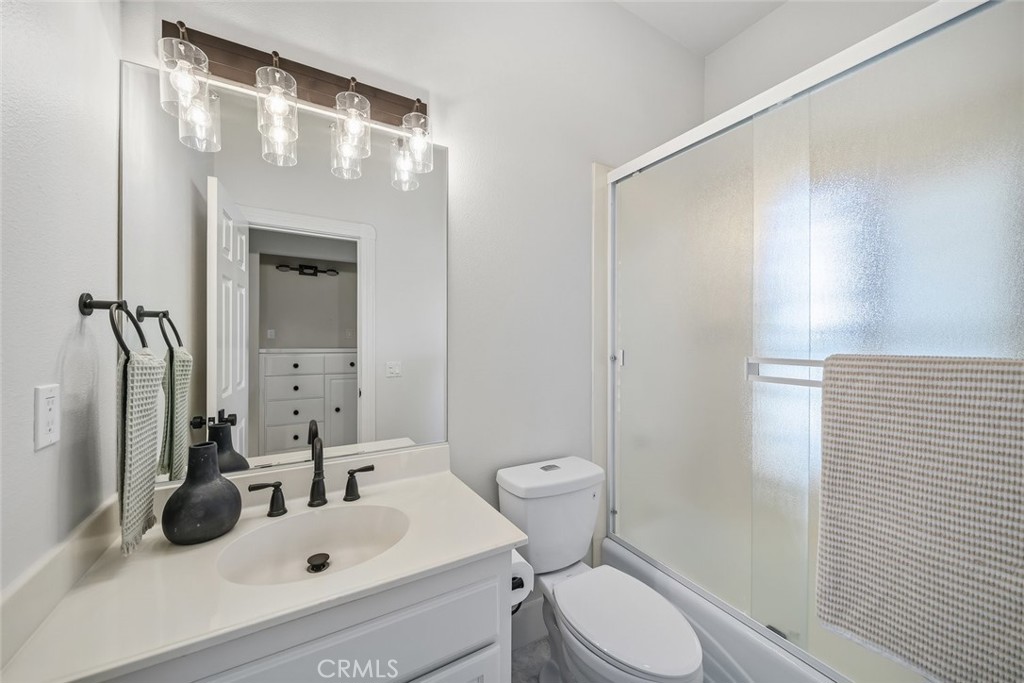 1854 Sydney Street Property Photo 25