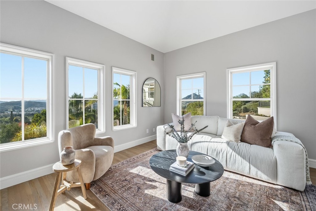 1854 Sydney Street Property Photo 27