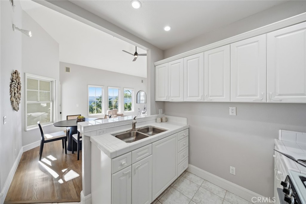 1854 Sydney Street Property Photo 28