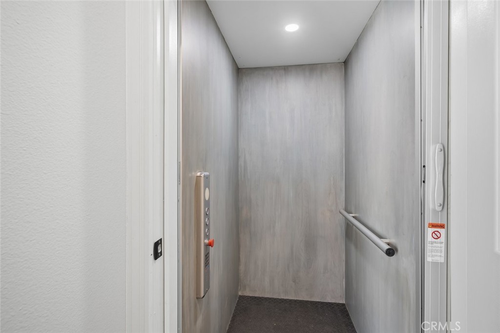 1854 Sydney Street Property Photo 31