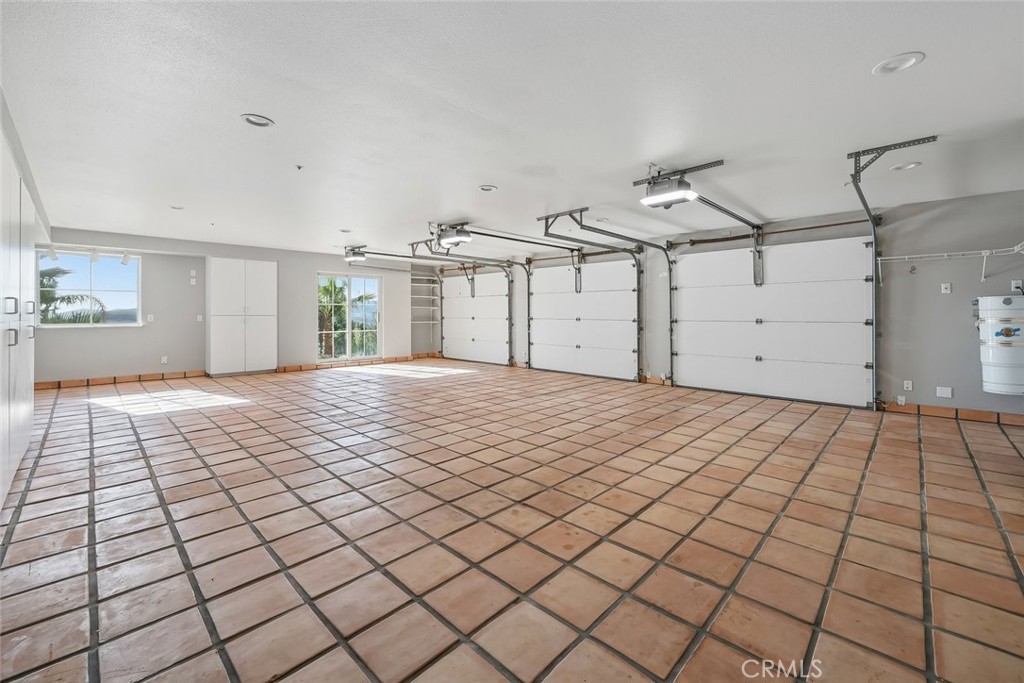 1854 Sydney Street Property Photo 32