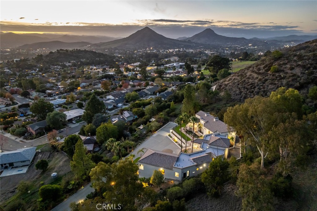 1854 Sydney Street Property Photo 35