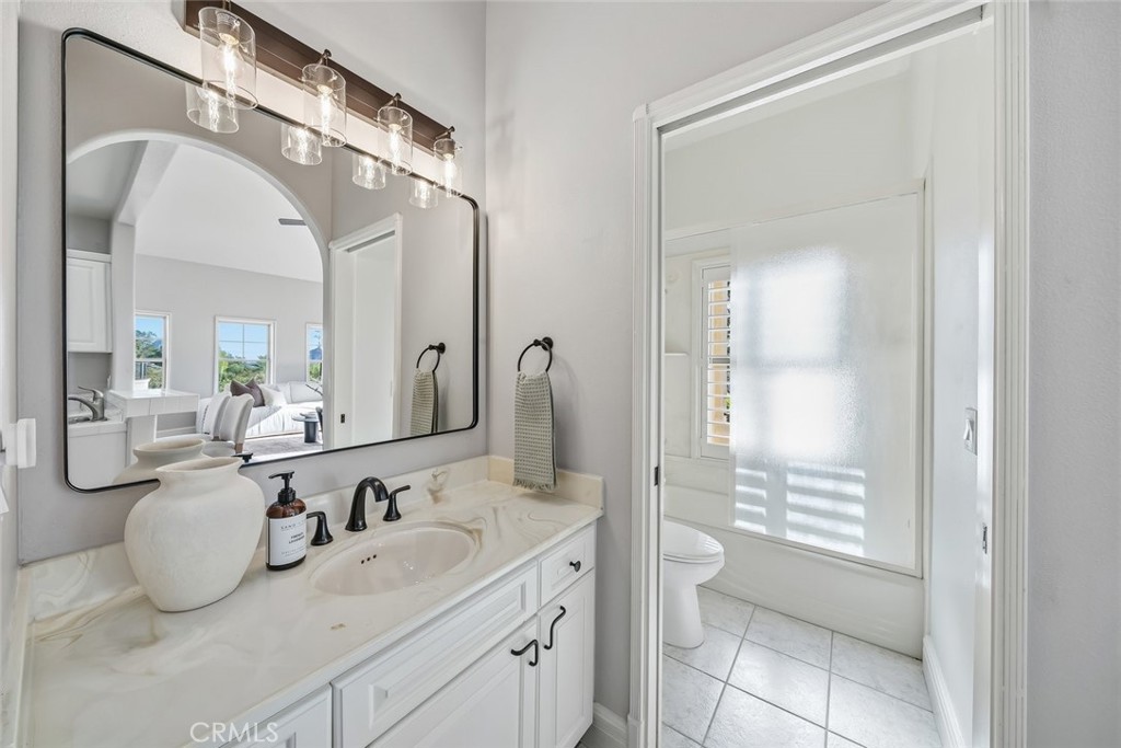 1854 Sydney Street Property Photo 37