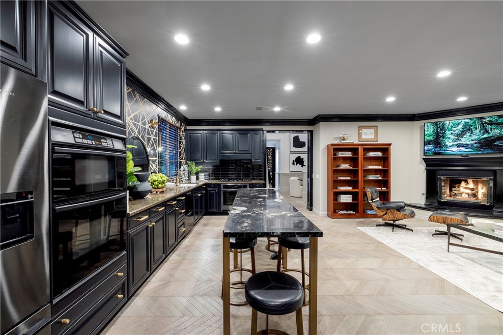 8 Upland Property Photo 24