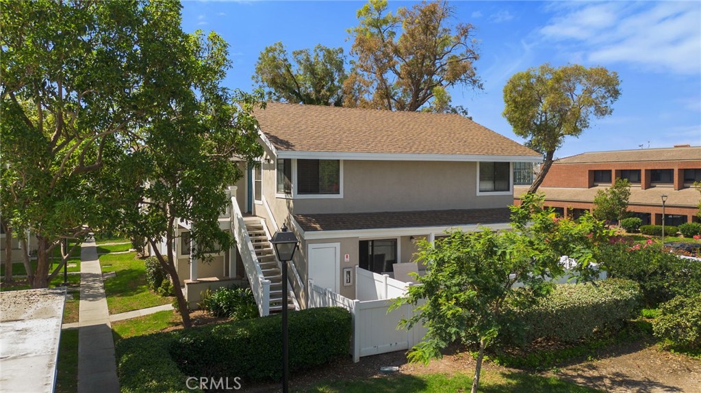 69 Tarocco Property Photo 2