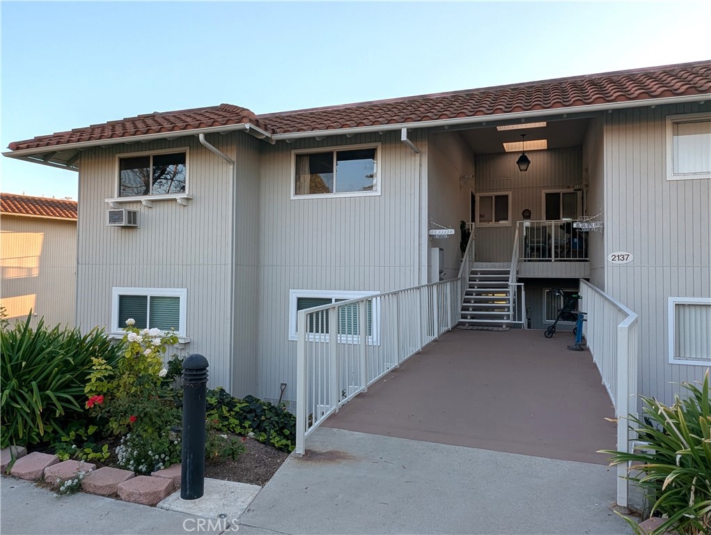 2137 Ronda Granada N Property Photo 1