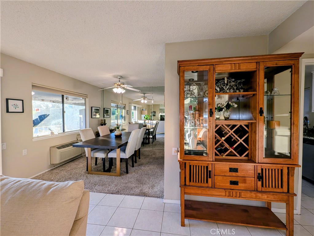 2137 Ronda Granada N Property Photo 6