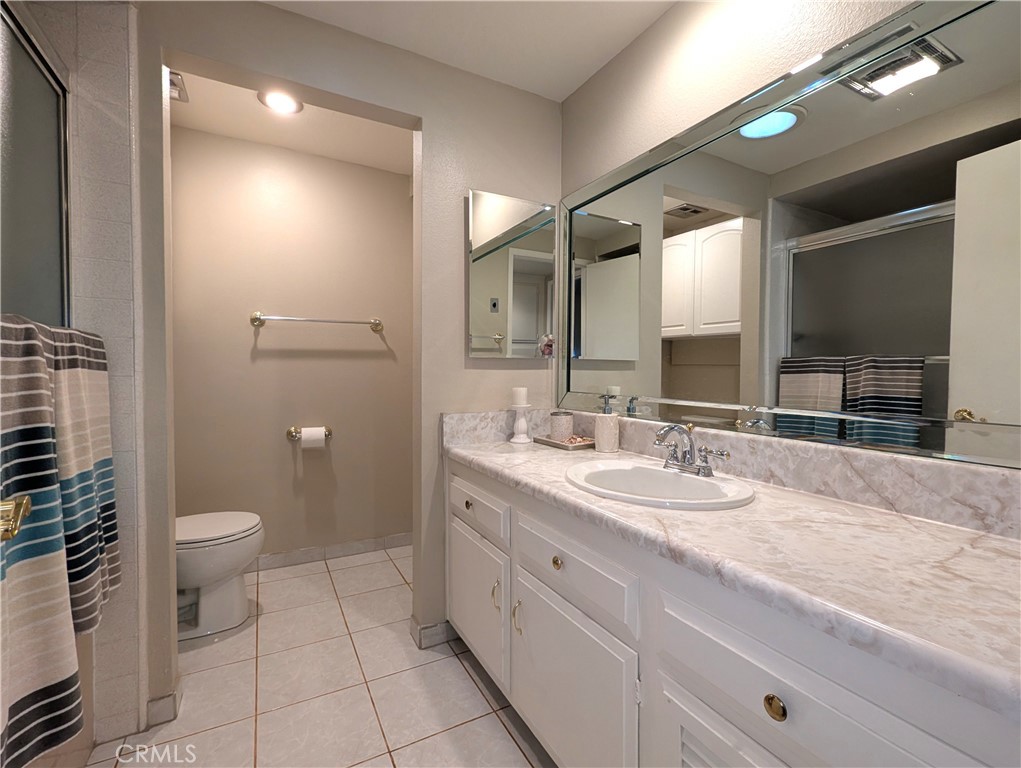 2137 Ronda Granada N Property Photo 11