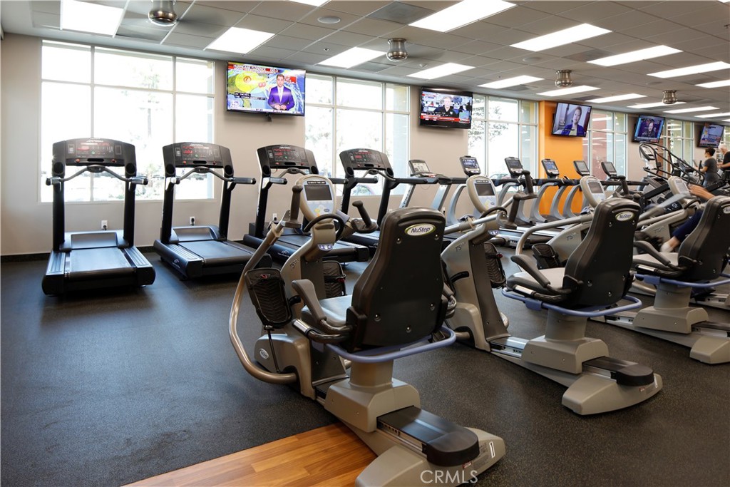 2137 Ronda Granada N Property Photo 28