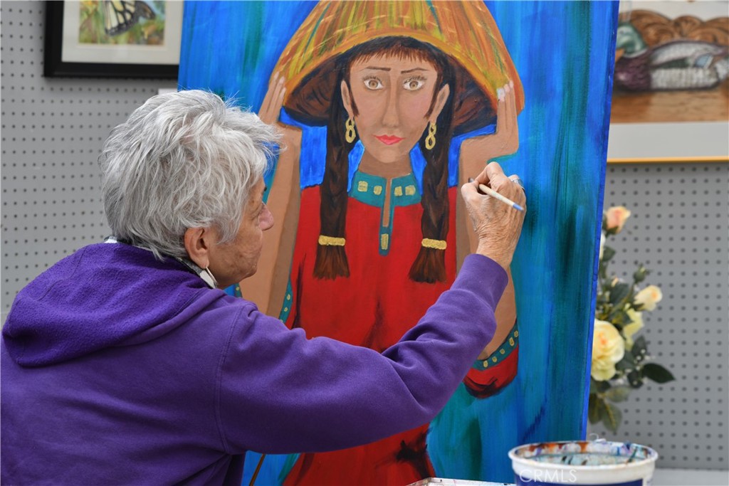 2137 Ronda Granada N Property Photo 36