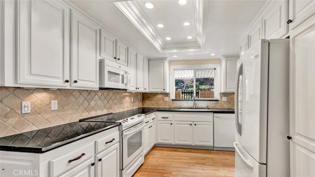 3003 Via Buena A Property Photo 1