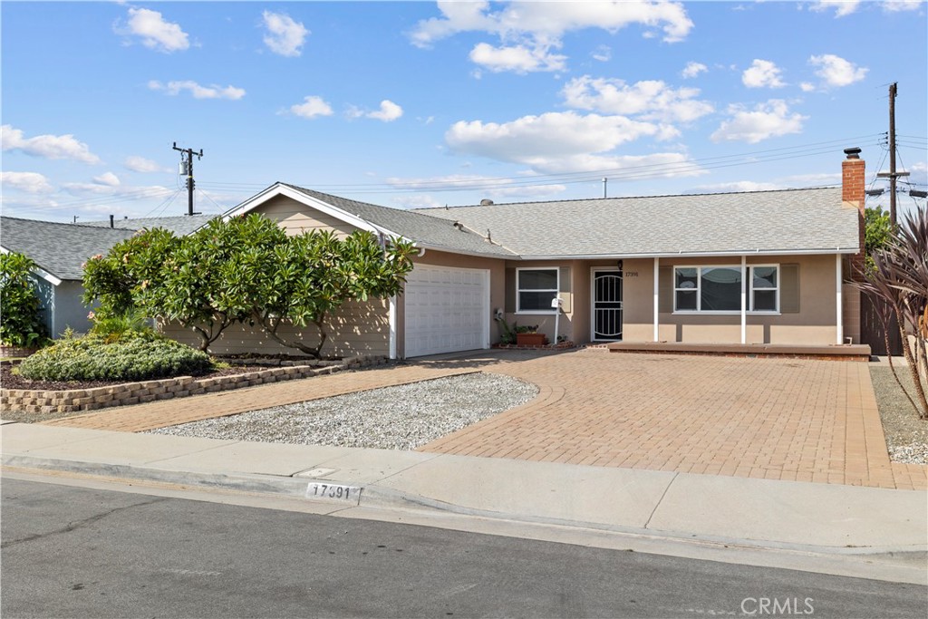 17391 Meer Circle Property Photo 1