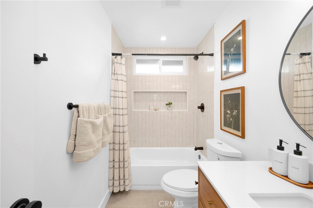 1768 Henderson Court Property Photo 28