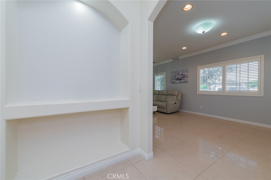 5786 Kingman Property Photo 17