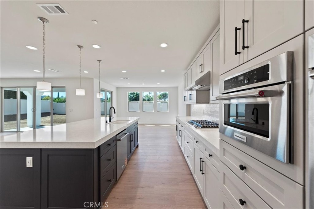 2941 Orchard Glen Property Photo 1