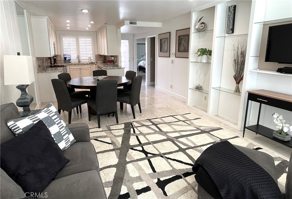 23 Sunrise Property Photo 1