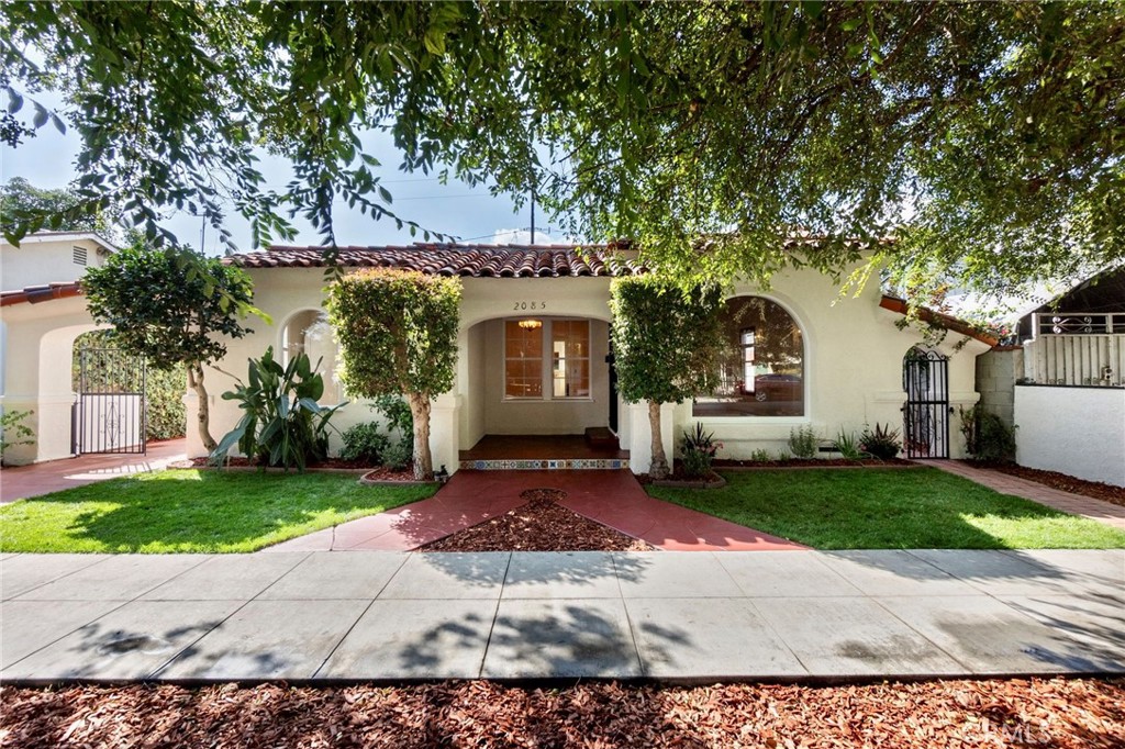 2085 Oregon Avenue Property Photo 1