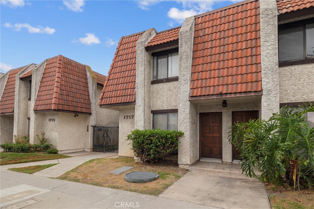 1717 S San Gabriel Blvd Property Photo 1