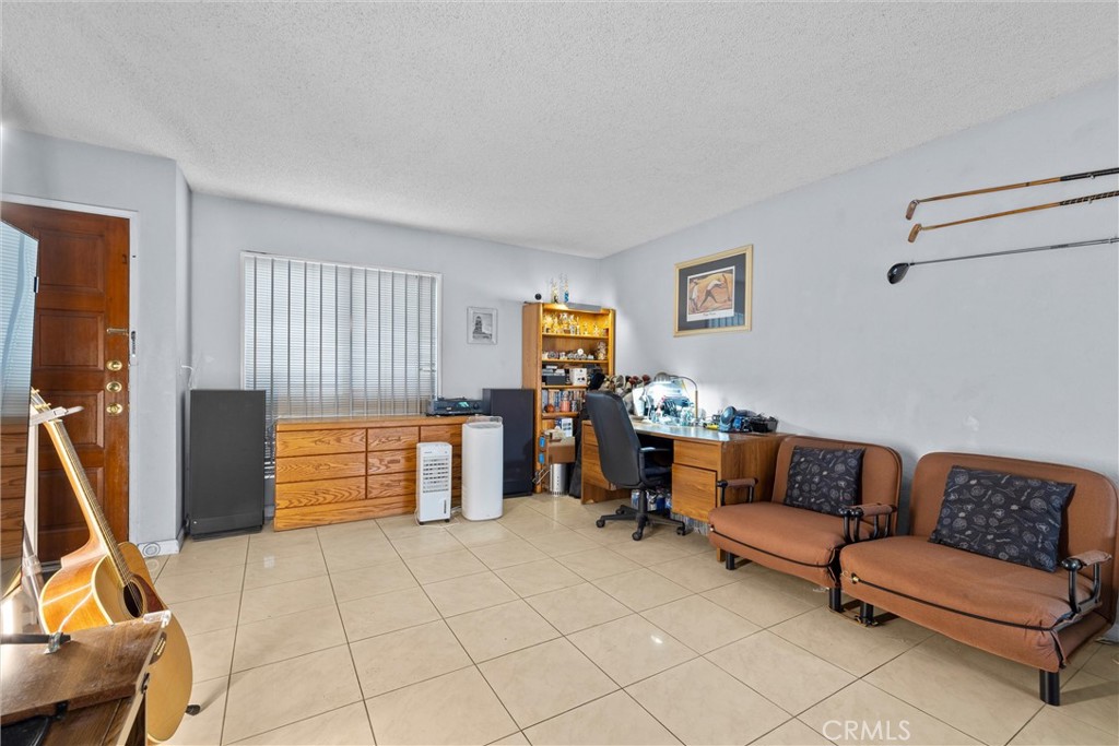 1717 S San Gabriel Blvd Property Photo 5
