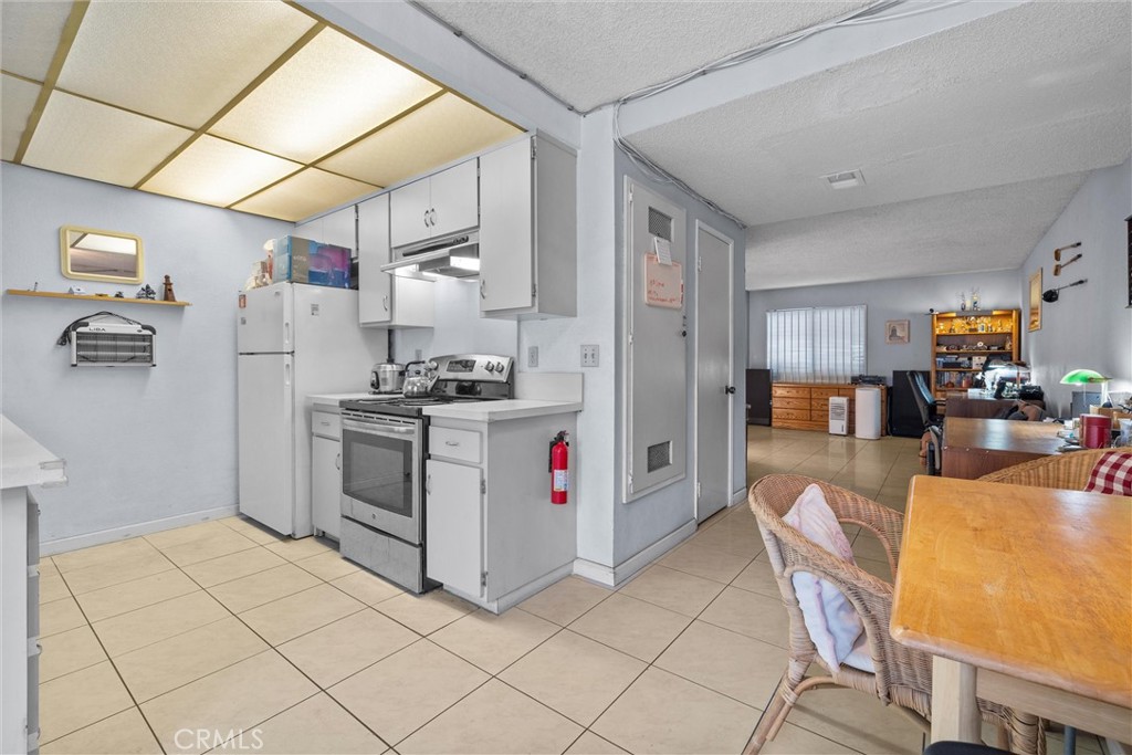 1717 S San Gabriel Blvd Property Photo 9